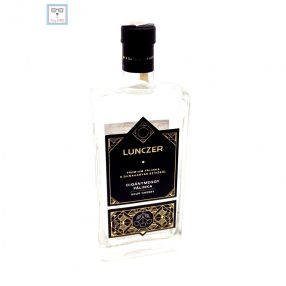 Lunczer Prémium Cigánymeggy Pálinka 44% 0,5l